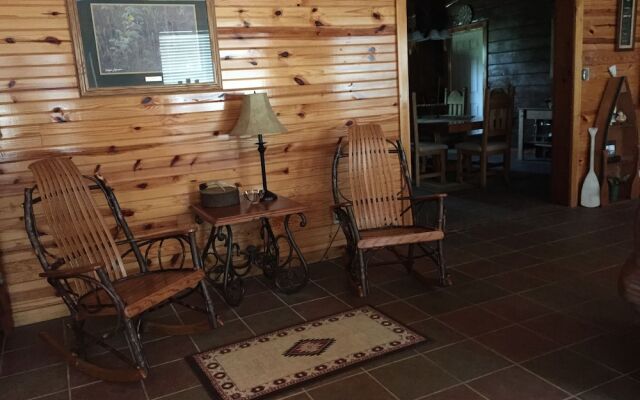 Whip Or Wheel Cabins