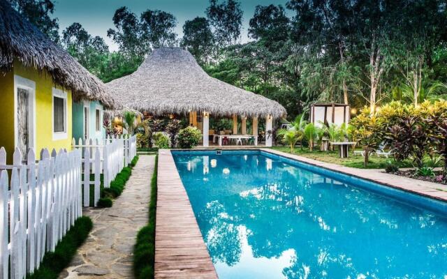 Las Dunas Surf Resort - Hostel