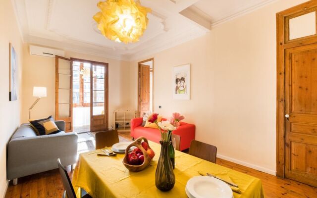 Stylish Arago in the heart of BCN