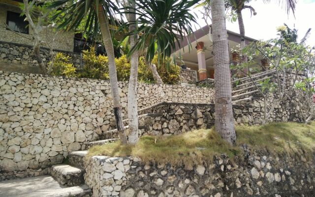 Tombong Limo Home Stay