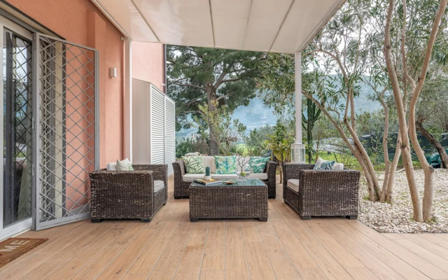 Villa Giovanna with pool