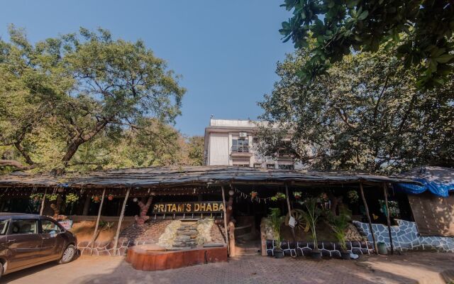 OYO 10382 Hotel Saffron Suites