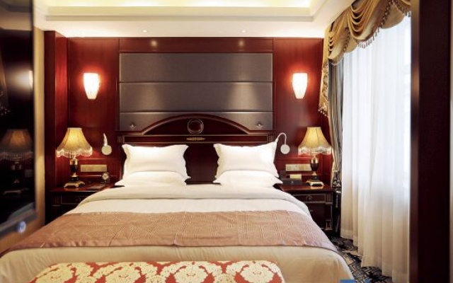 Garden Hotel