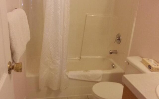 Clearwater Country Inn & RV Park
