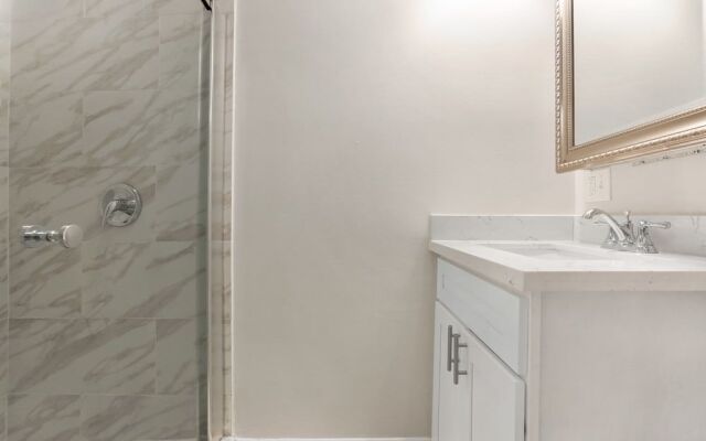 Charming Homes Close to French Quarter