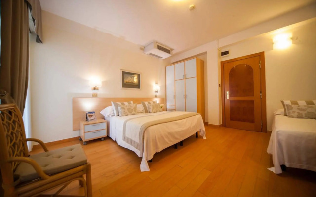 Hotel Mon Cheri
