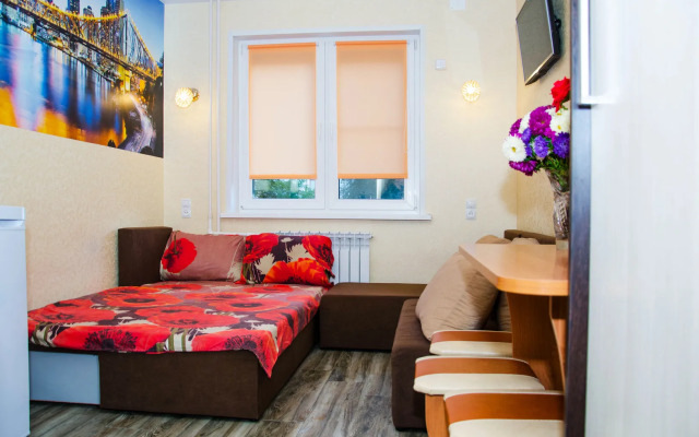 Studio apartment on Demonstration Street 8