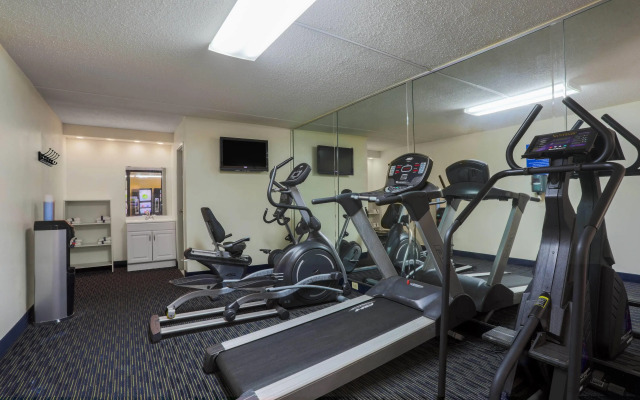 Days Inn by Wyndham Newark Wilmington
