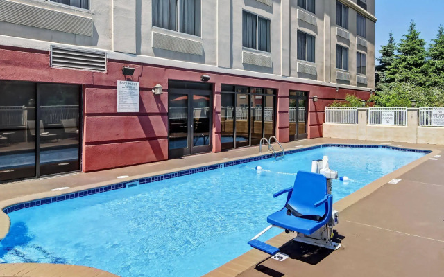 Murfreesboro Central Hotel