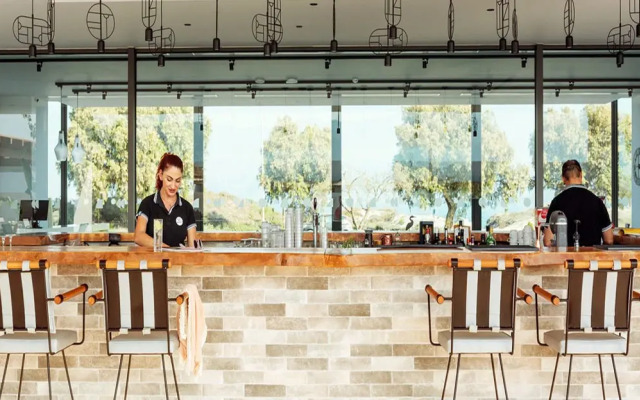Pearl Beach Hotel