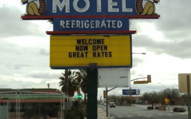 La Siesta Motel