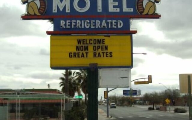 La Siesta Motel