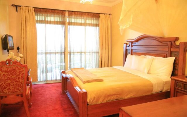 Serene Suites Hotel