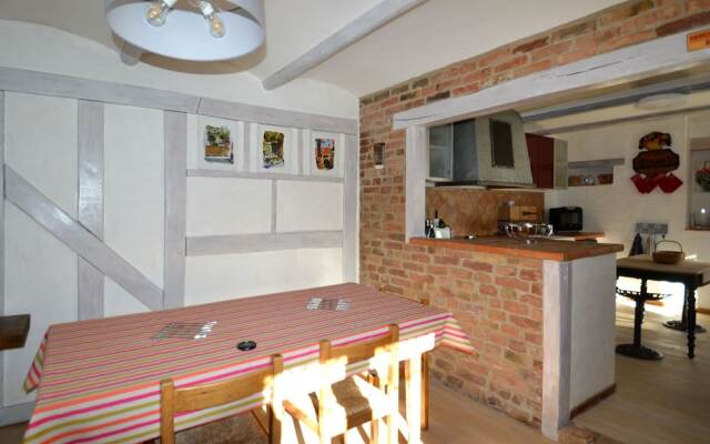 Quaint Villa With Private Pool in Molières-sur-cèze