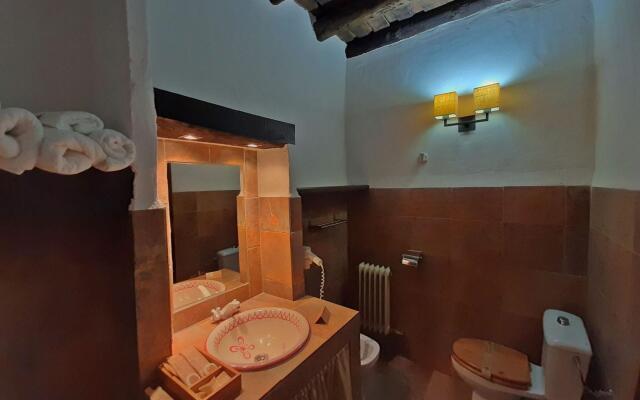 Tasteful apartment in Granada with shared pool