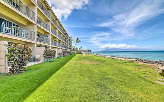 Beachfront Condo: Sunset Views & Pool Access!
