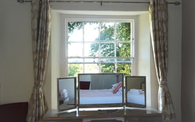 Trimstone Manor Country House Hotel