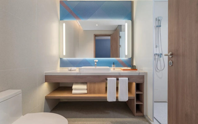 Holiday Inn Express Chongqing Liangjiang Yufu by IHG – Bathroom – Chongqing