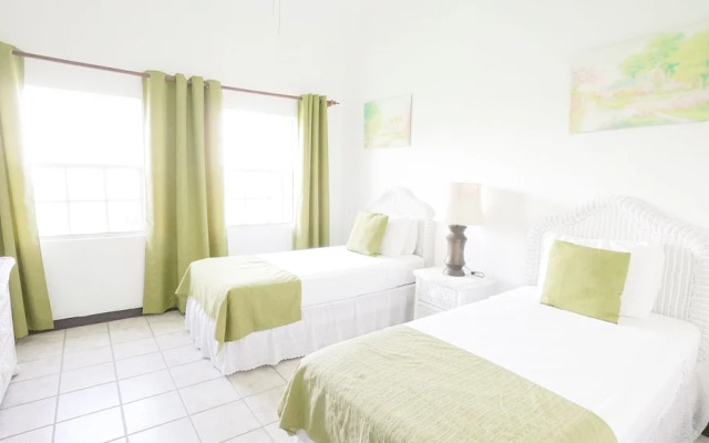 Royal Palms Hotel