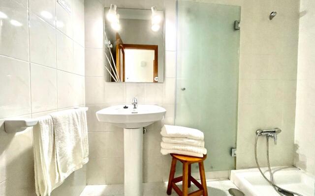 Bonito apartamento de 2 domitorios frente al mar