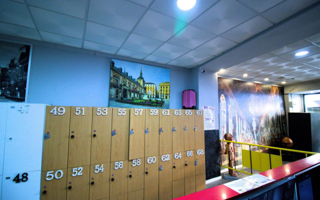 Madrid Downtown Hostel