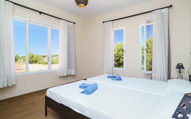 Holiday Home Le Clos Joli