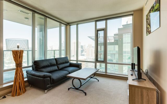 Vetro Apartments by Corporate Stays
