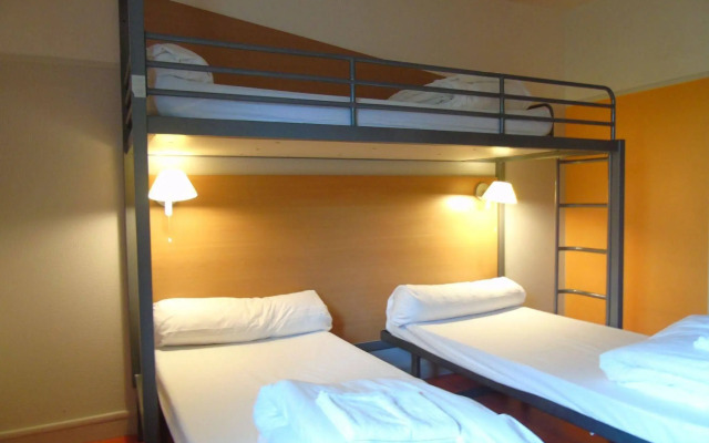Cis De Champagne - Hostel