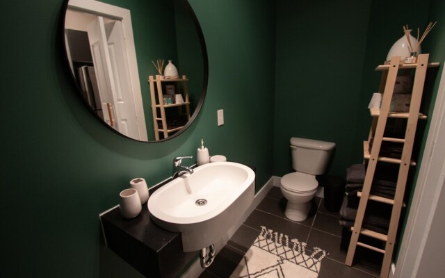 Unique Stays - 3690 St-Denis