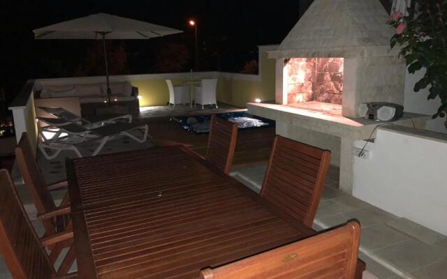 Apartments & Rooms Marina