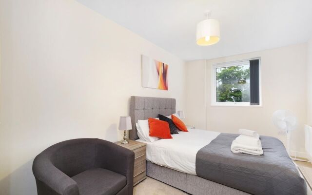 Alder House Serviced Apartment by Ferndale