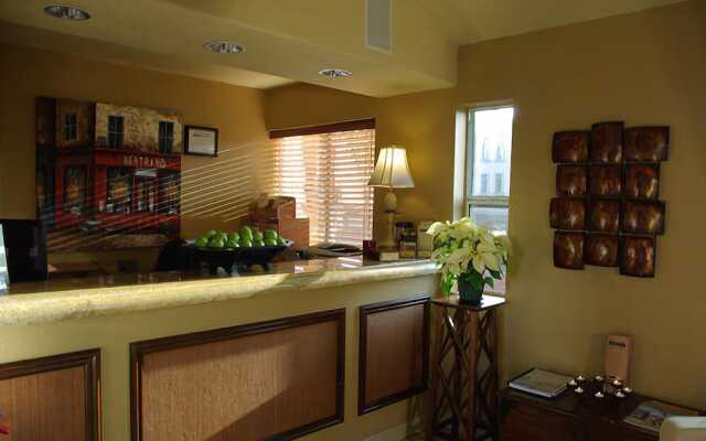 The Green Room Hotel