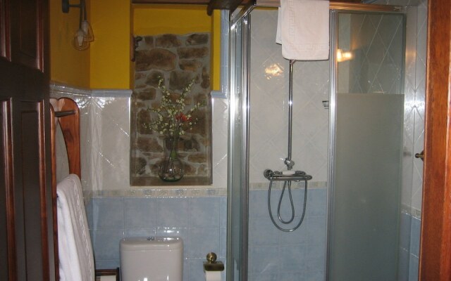 Apartamentos Rurales La Portiella