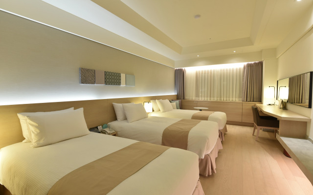 Pacific Hotel