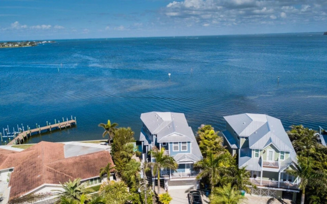 Bayfront Paradise