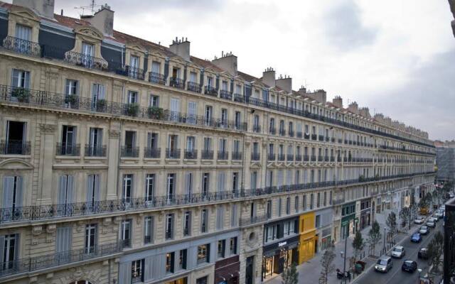 Appartement Lumineux Au Vieux Port