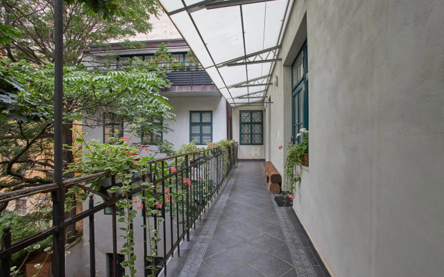 Jeruzalémská 10 - Synagogue Apartments