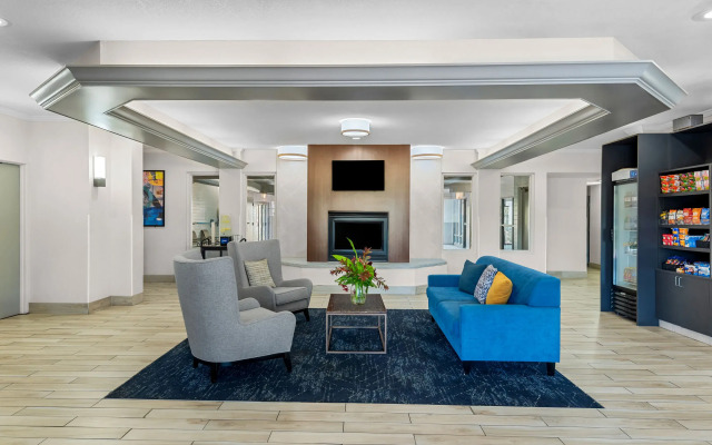 Comfort Suites Denver North - Westminster