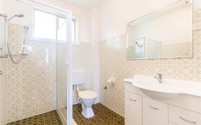 3 Fingal Court 2 Lentara Street