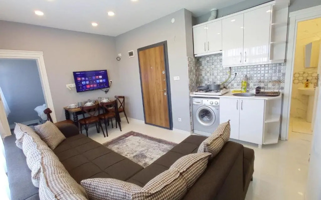 Cute Home in Historical Area 3B