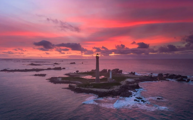 Unusual Accommodation Right on the Water