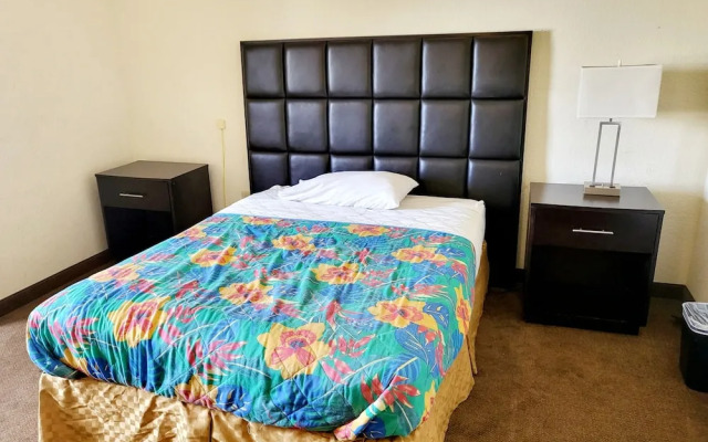 Metro Inn & Suites