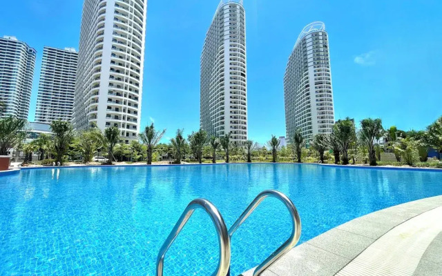 Star Bay Residence