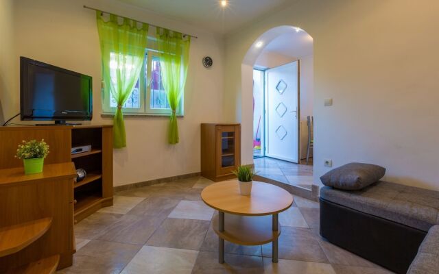 Apartment Nika
