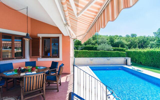 Modern Villa in Rovinj With Private Swimming Pool