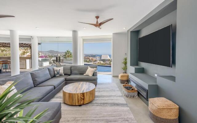 The one and only Pedregal Hollywood House