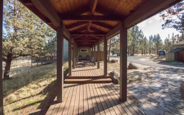 Meadow View Cabin