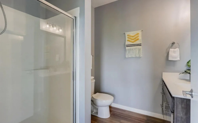 FRONTDESK The Central Apts Minneapolis