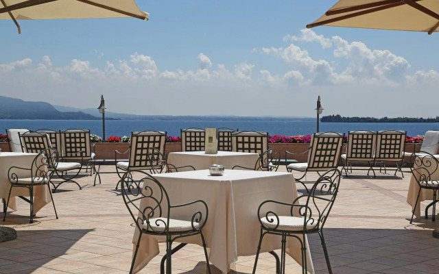 Hotel Savoy Palace