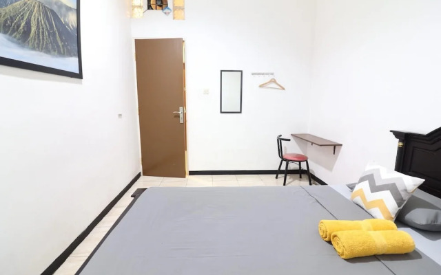 MADOR Malang Dorm Hostel
